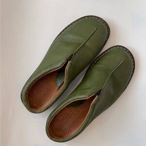 Vintage Green Leather LL Bean Slip-On Shoes